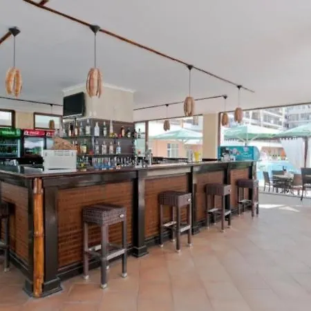 Kamelia Grand Apartments Apartmán