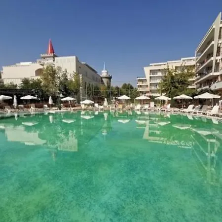 Kamelia Grand Apartments Apartamento *