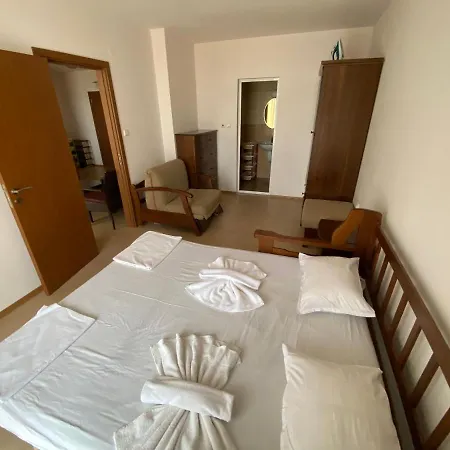Kamelia Grand Apartments *